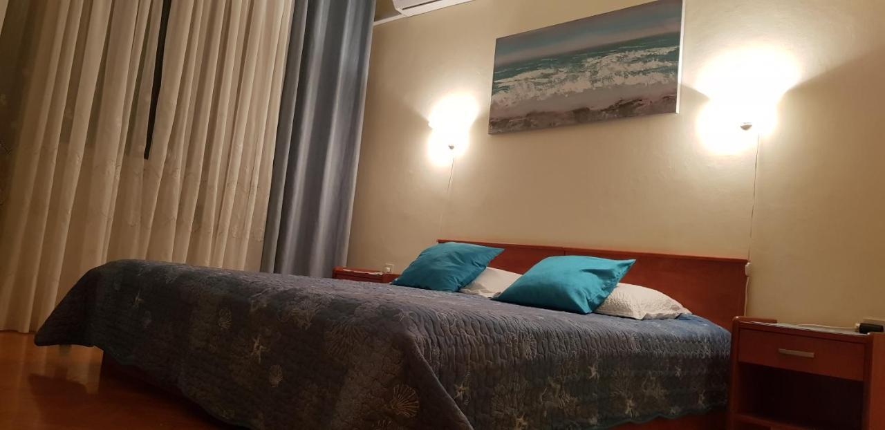 Aneli Rooms & Apartament روفينج المظهر الخارجي الصورة