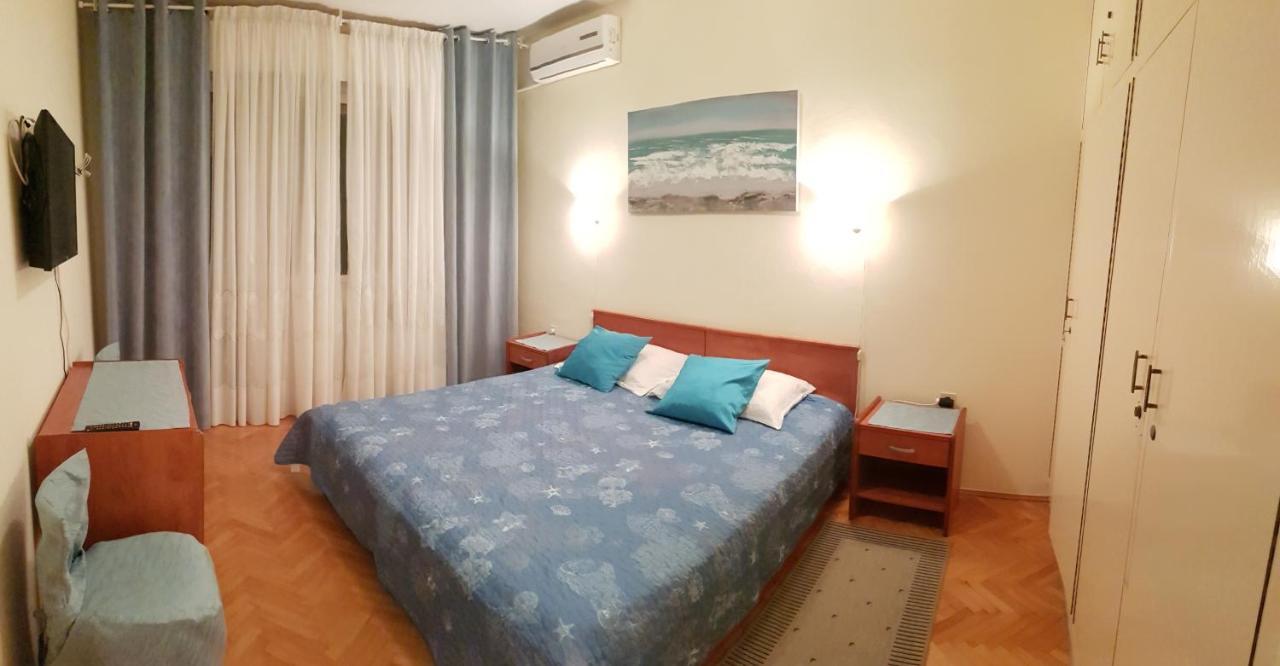 Aneli Rooms & Apartament روفينج المظهر الخارجي الصورة