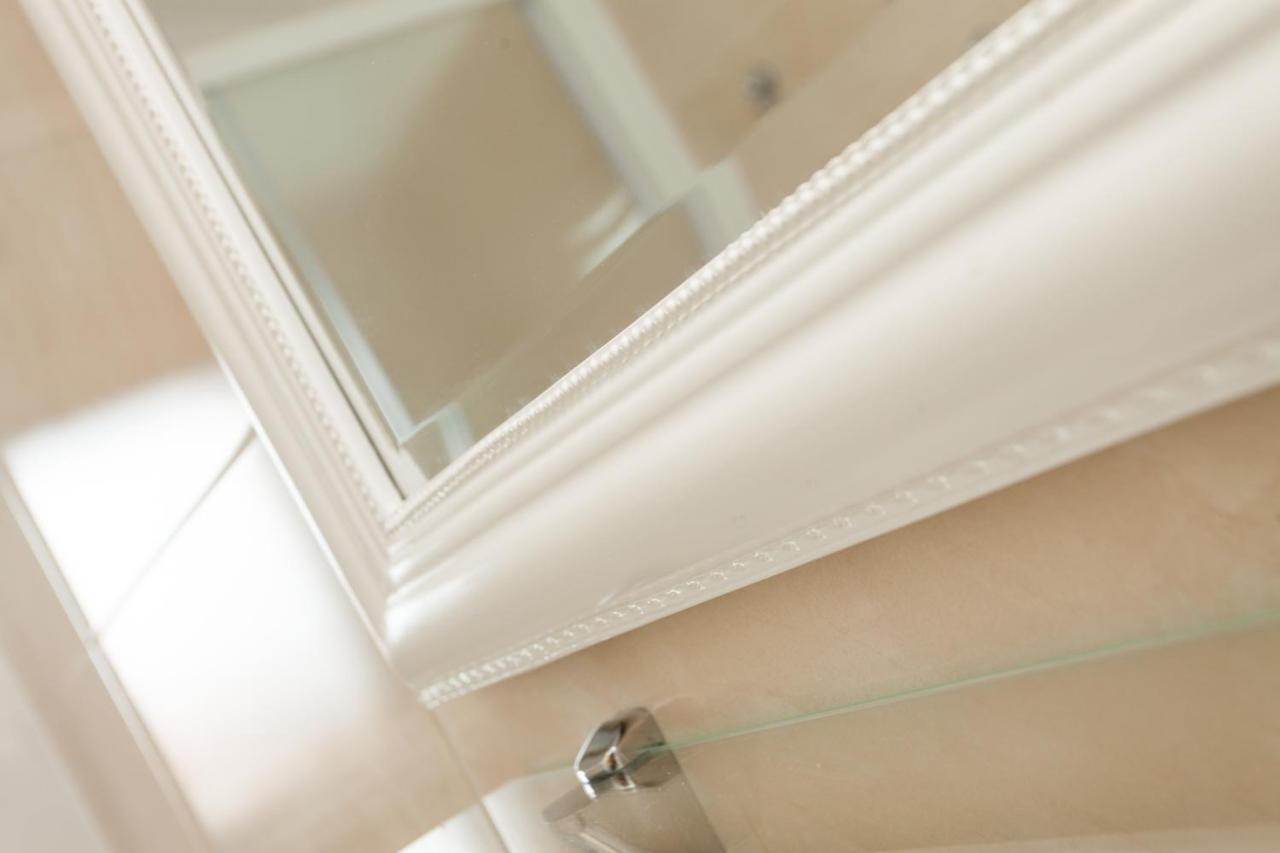 Aneli Rooms & Apartament روفينج المظهر الخارجي الصورة