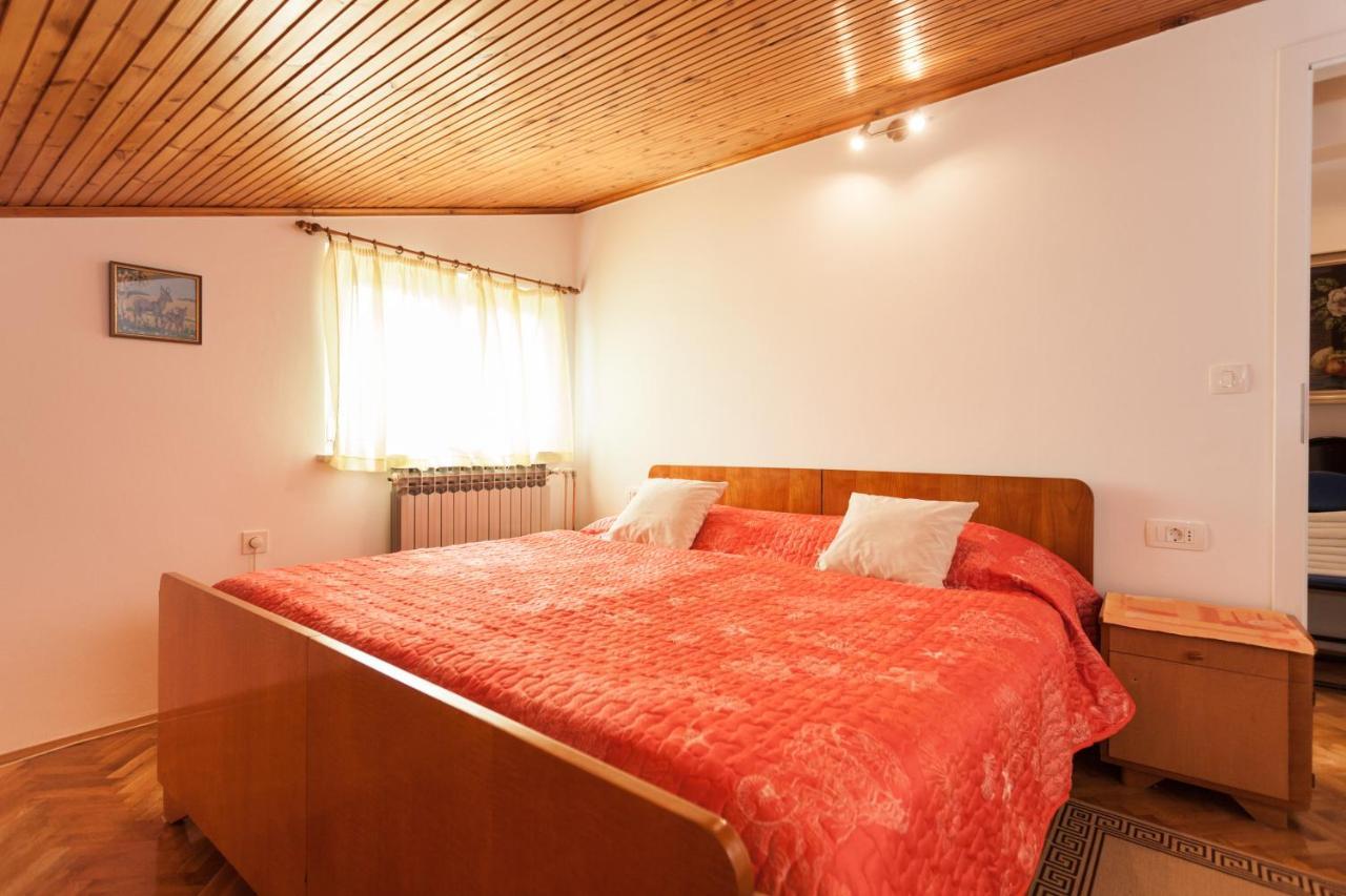 Aneli Rooms & Apartament روفينج المظهر الخارجي الصورة
