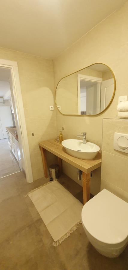 Aneli Rooms & Apartament روفينج المظهر الخارجي الصورة